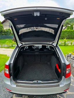 Škoda Superb II 2.0 TDI 125KW DSG 4x4 Facelift Extra výbava - 12
