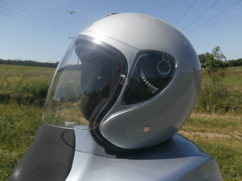 Aprilia SR 125 sporter - 12