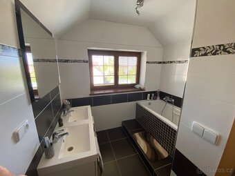 Rodinný dům v Přišimasech 5+kk,157 m² - pozemek 673 m² - 12