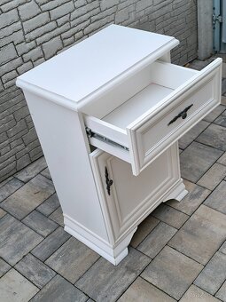 Prodám komodu Kentuki - 12