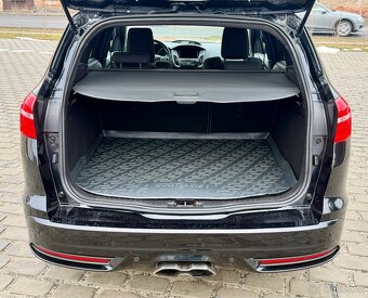 FORD FOCUS ST 250 KOMBI 184 kW - 12