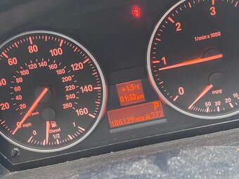 E91 320d na díly - 12