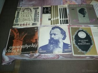 vazna hudba vinyl - 12