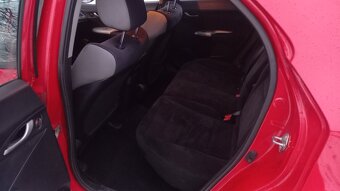 Honda Civic 8G (UFO) - 12
