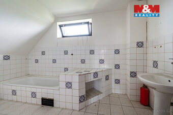 Prodej rodinného domu, 147 m², Cheb, ul. Severní - 12