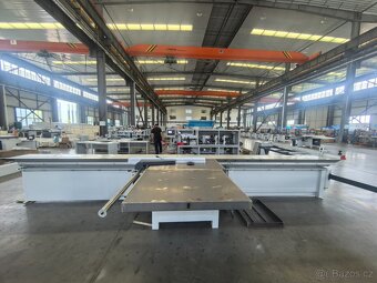 Formátovací pila s 4000 x 410 mm posuvným stolem. - 12