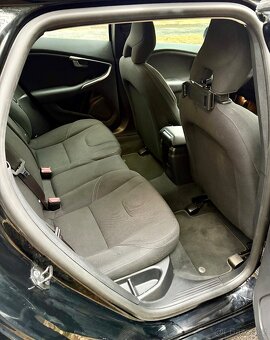 Volvo V40 D2 - 12