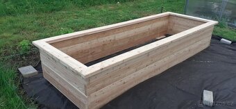 Modřínové masivní vyvýšené záhony - 12