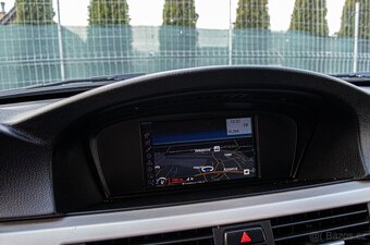 BMW Rad 3 Touring 318d E91 105kW - 12