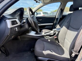 BMW 320i combi 125kw - 12