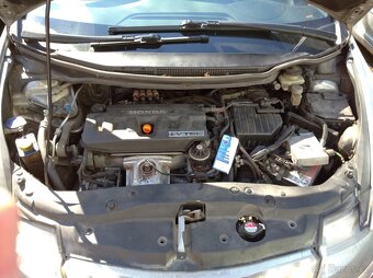Honda Civic 8g 1.8 lpg - 12