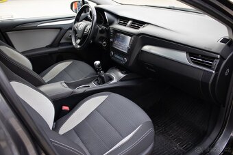 Toyota Avensis Combi 2.0 D-4D S S Business - 12