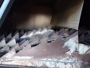 DÍLY KOMBAJN E 516 - 12