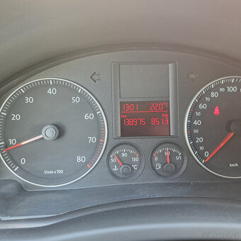 VW GOLF PLUS 1.6i 75kW JEN 138tis km - 12
