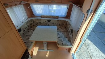 Bürstner Ventana 480, palandy, Ultraheat, podlahové topeni - 12