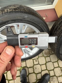 Audi Q8 5x112r21 pneu 285/45r21 - 12