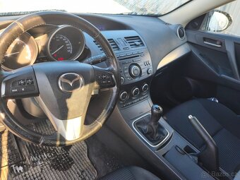 Mazda 3 1,6i - 12