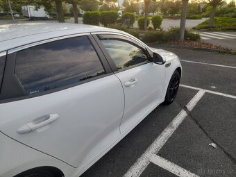 Kia Optima - 12