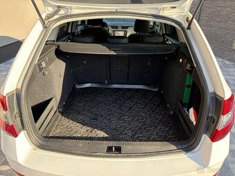 ✅Škoda Octavia Combi, 1.6 TDI, 1. majitel, původ ČR, NAVI - 12
