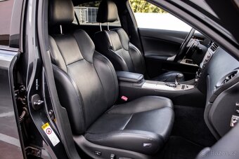 Lexus IS-F 5.0 V8 RWD AT8 - 12