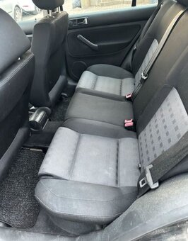VW GOLF 1.9 SDi 50kw - 12