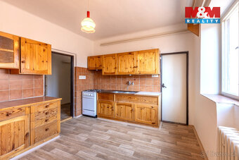 Prodej obchodního objektu, 1353 m², Louny, ul. Mírové náměst - 12