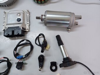 KTM 890 R / 790 - DÍLY MOTORU A ELEKTRO - 12