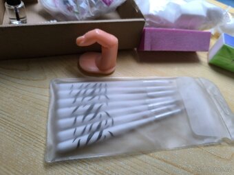 Úplně Nová uv lampa na nehty + kufřík sada na nehty. - 12