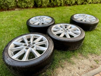 Mazda 3 121kw 2018 - 12