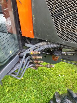 Malotraktor KUBOTA B2650 + nové rozmetadlo WESSEX, STK - 12