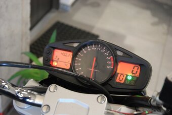 Suzuki GSR 600 Limitovaná Edice - krásný stav,původ ČR - 12