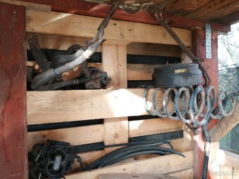 Nissan Terrano 1 D21 Díly - 12