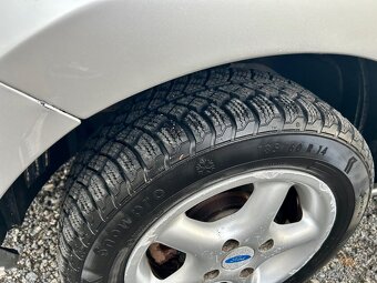 Ford Fusion - 12