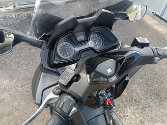 Honda Forza 125i ABS CZ doklady v ceně - 12