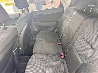 Hyundai I30 1.6 CRDi 66kW - 12