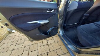 Honda Civic 1.8 i-VTEC, 124tis., 2007, ČR, servis Honda - 12