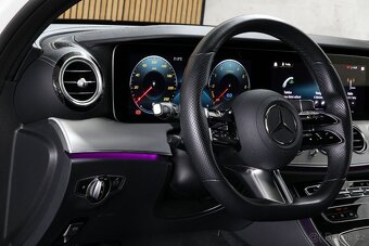 Mercedes-Benz E 300 de 4Matic 225kW AMG Tažné Burmester 2021 - 12