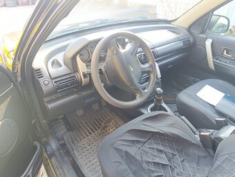 Land Rover Freelander - 12