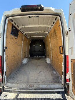 Iveco Daily MAXI  7 míst 2.3 - 12