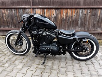 Harley Davidson Sportster Iron 883 bobber - 12
