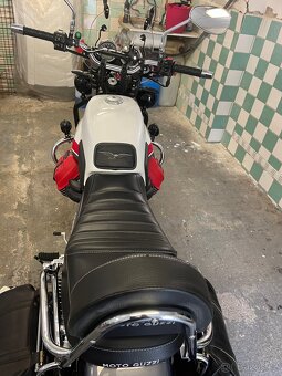 Prodám MOTO GUZZI, V7 speciál,r.v. 2024. - 12