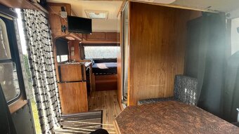 obytný automobil Renault Trafic - 12