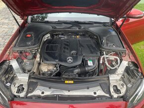 Mercedes Benz E200 - 12