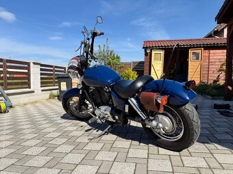 Honda Shadow VT1100 C2 - 12
