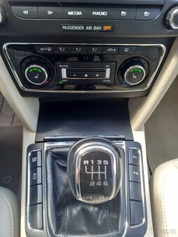 Škoda Superb Laurin&Klement 4x4 Tažné zapsáno v Tp - 12