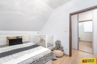 Hrušovany nad Jevišovkou, novostavba RD 4+kk, parkovací stán - 12