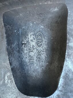 17" Orig. alu sada Kia Sorento 5x139,7 245/65R17 - 12