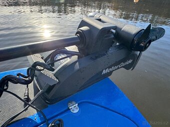 Použitá rybářská loď RiverFox 470 + motor + vlek - 12