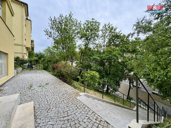 Prodej bytu 2+kk, 42 m², Praha, ul. Pod Zvonařkou - 12