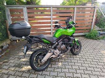 Kawasaki Versys 650 v plné polní - 12